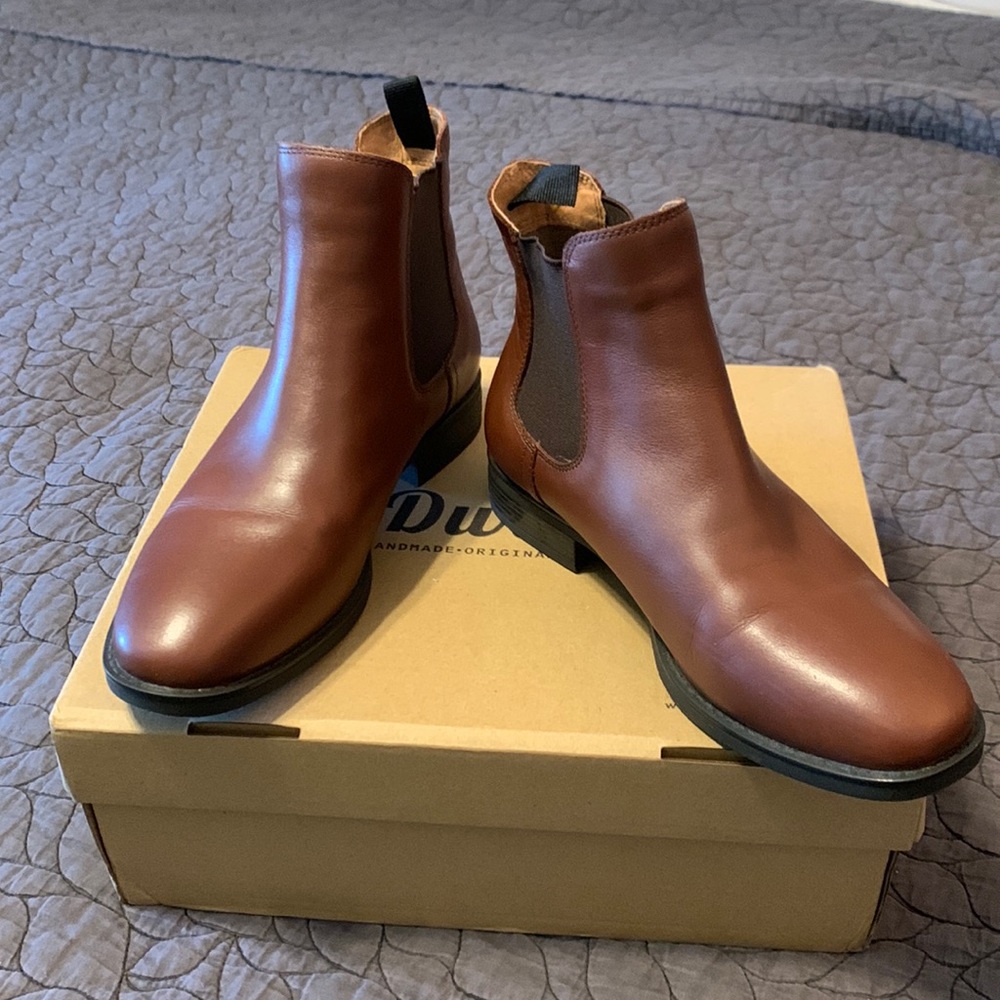 Real leather chelsea ankle length boots